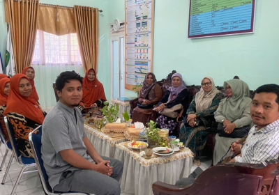 Kunjungan tim adiwiyata dari SMPN 4 Banda Aceh