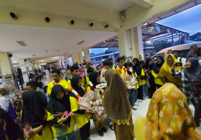 Penyambutan kepulangan atlet Drumband Gita Bahana sampai di Bandara SIM Aceh